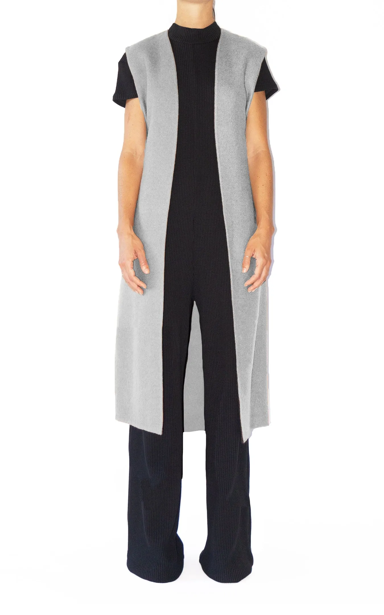 1–0901 GRAY VEST