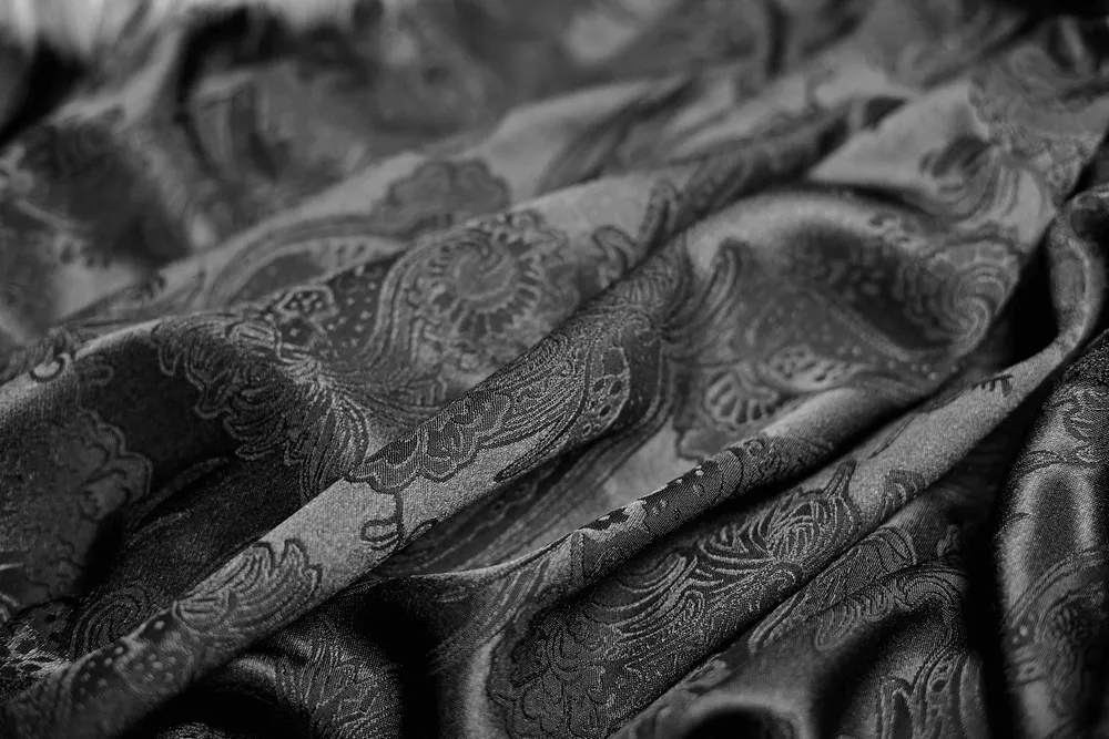 Sophisticated Black Gothic Cloak with Faux Fur Trim