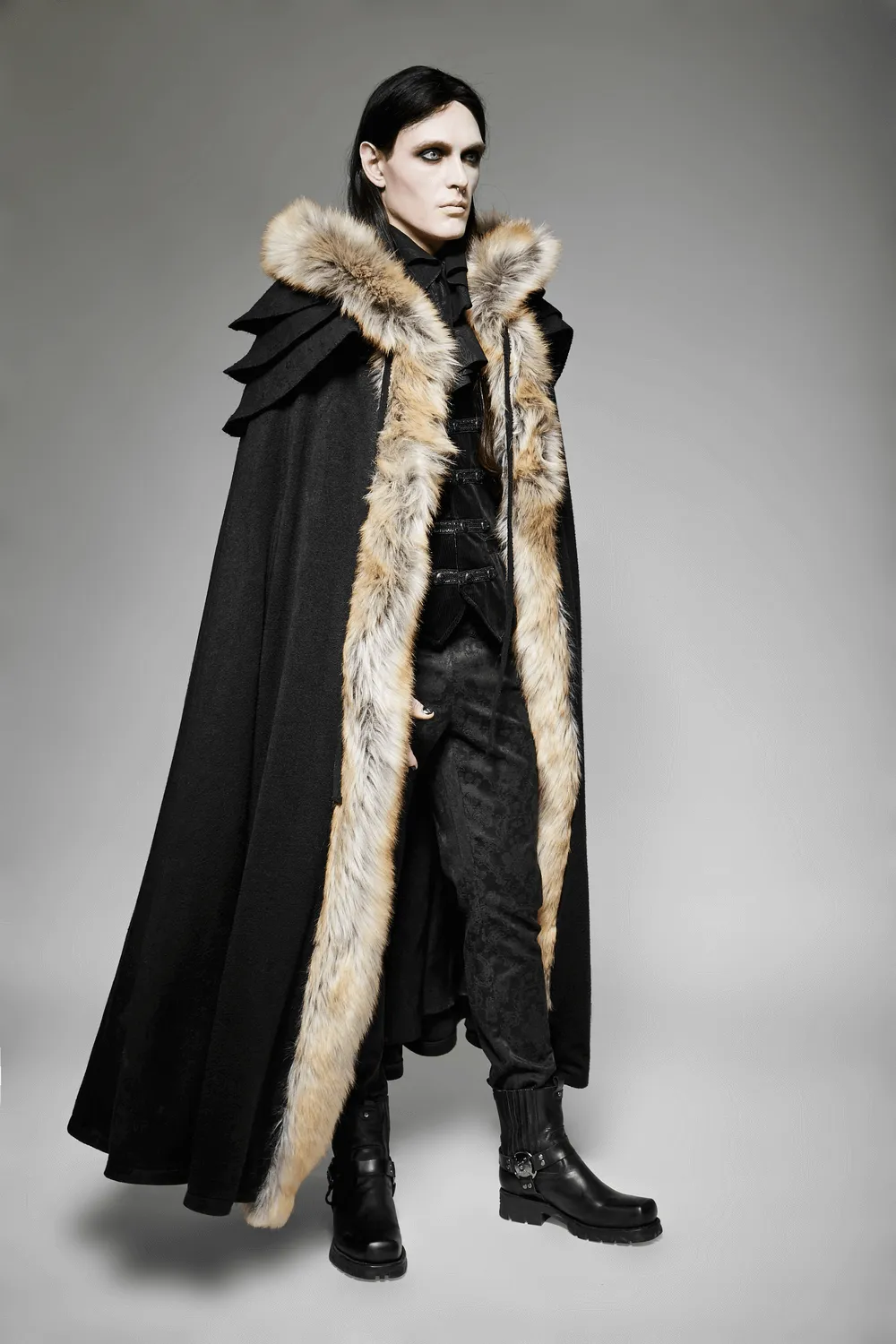 Sophisticated Black Gothic Cloak with Faux Fur Trim